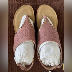 New OTBT salmon color sandals.  In box size 7.5